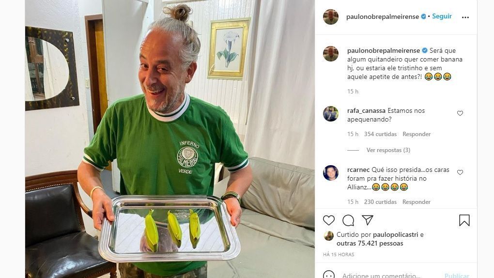 After Palmeiras’ elimination for Sao Paulo, Paulo Nobre raises a photo of a banana, and “São” Marcos laughs