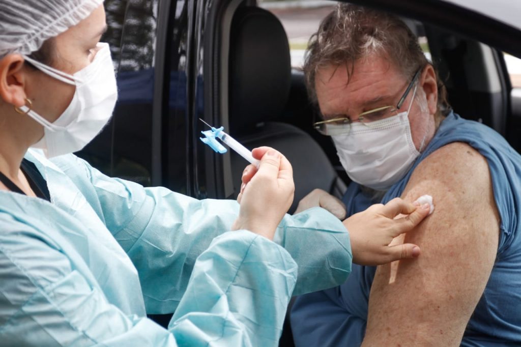 Vaccination of the elderly in Parque da Cidade