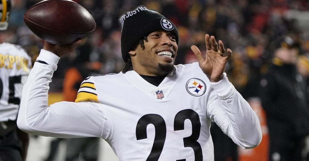 Steelers From the 2021 Roster Still Unsigned for Next Season