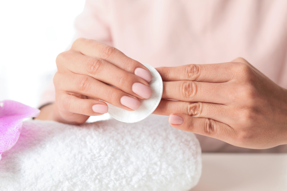 Acrylic Nails Guide: Benefits, Care, and Removal